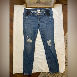 Isabel Maternity size 8 skinny distressed jeans